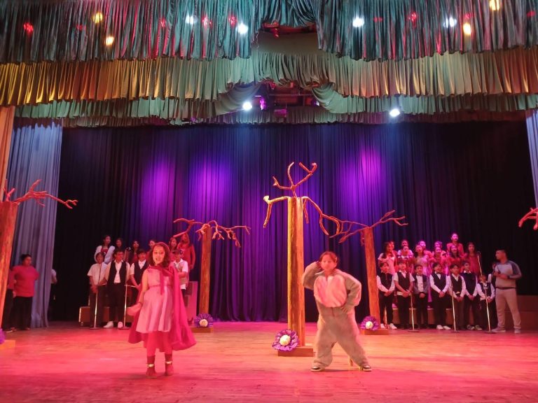 The-Little-Red-Riding-Hood (3)